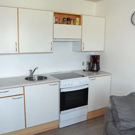 Apartment Lorenz - 2-3km From The Sea By Interhome